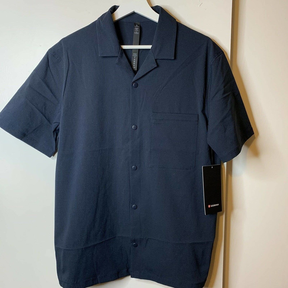 LULULEMON  Airing Easy Camp Collar Shirt NWOT